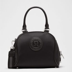 Lululemon Bowler Purse in Warm Ash Grey and Black with Striped Detachable Strap